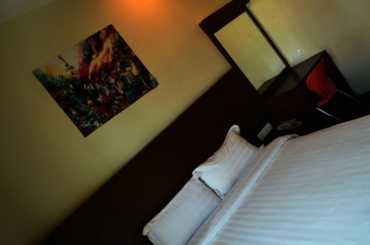 Lintas Plaza Hotel Kota Kinabalu Buitenkant foto